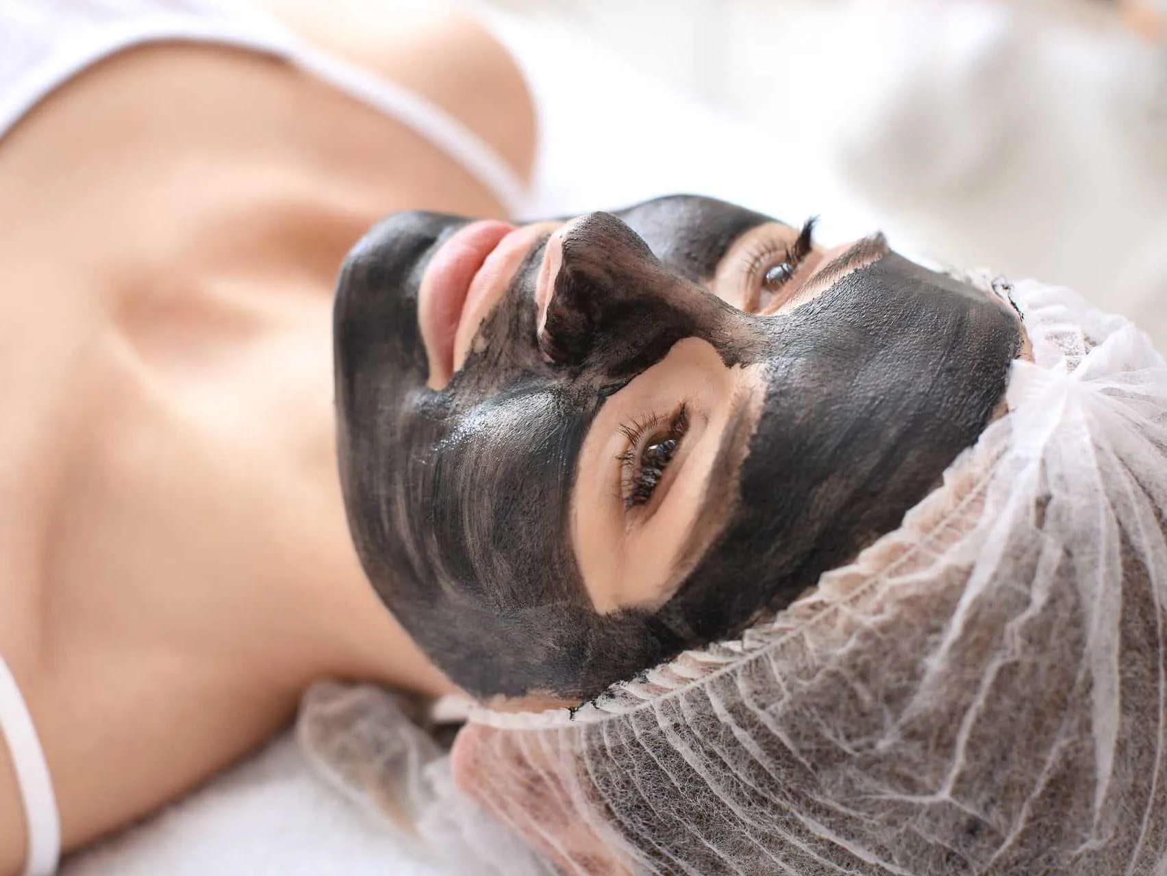 Carbon Peeling Gesichtsbehandlung im GUINOT Institut Berlin